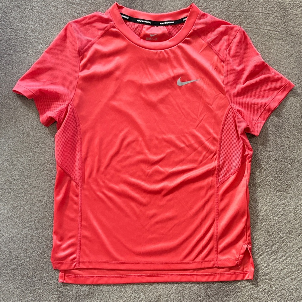 Women’s Nike Coral Red Short Sleeve Dri-FIT Tee (S)